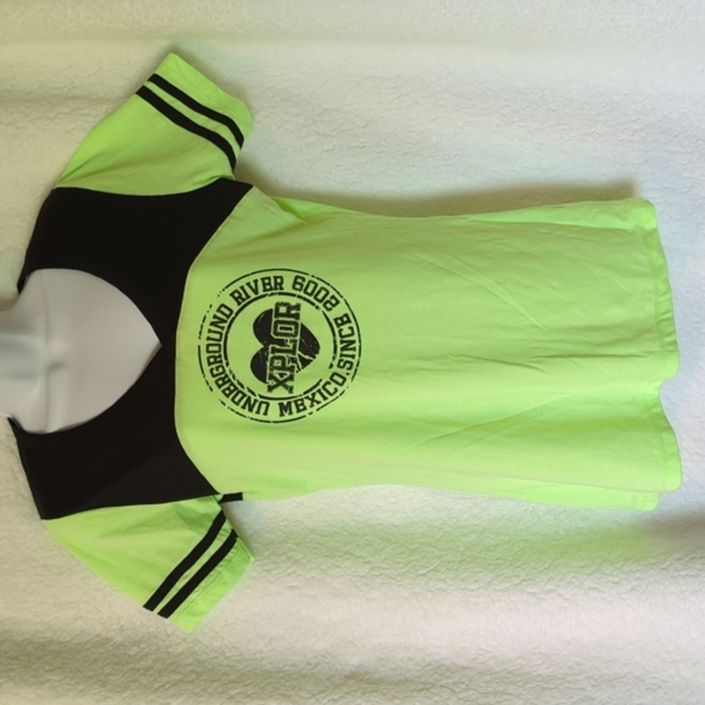 Bright V Neck Baseball Tee Size XL
